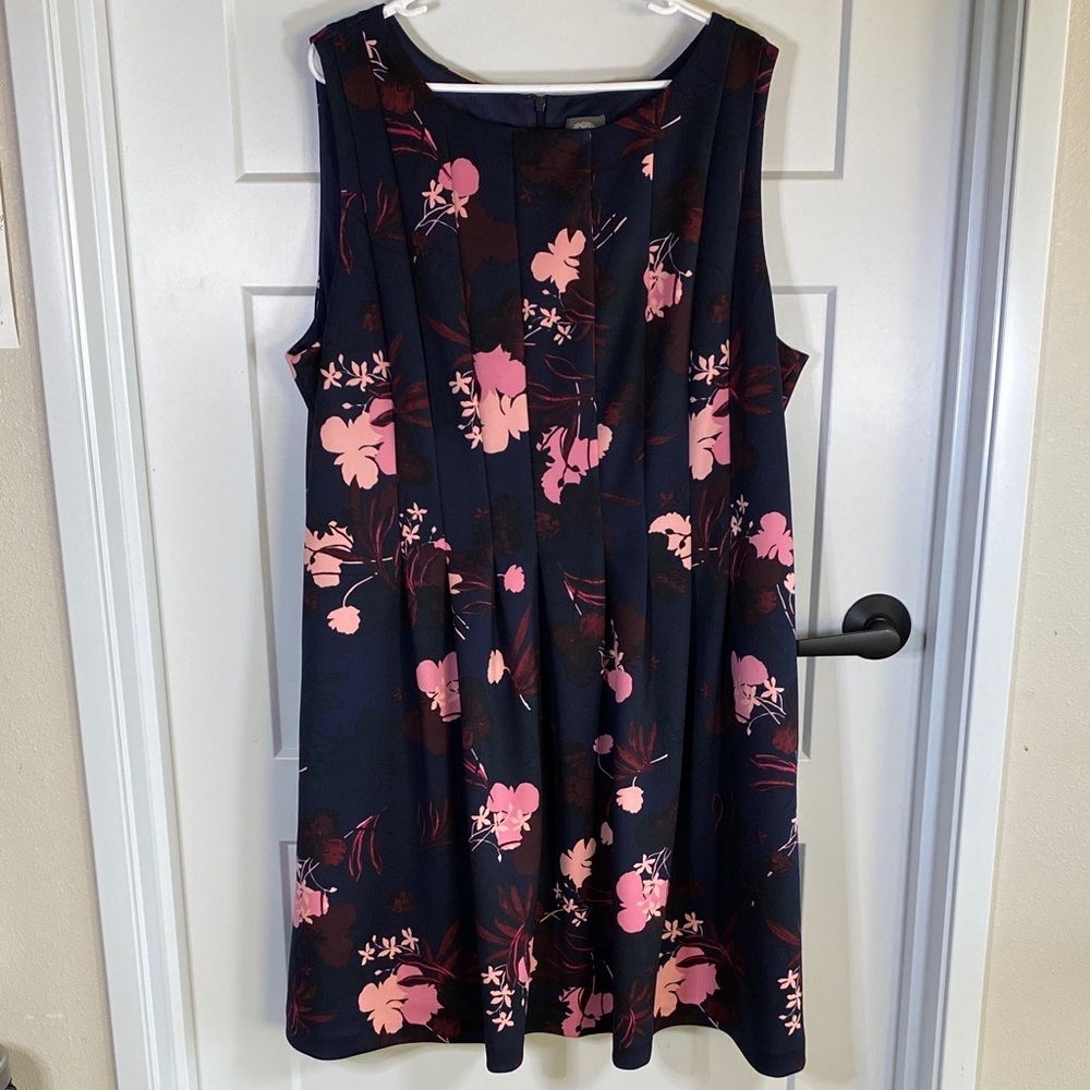 Vince Camuto Floral Sleeveless Pleated Fit Flare Dress Navy Pink 22W